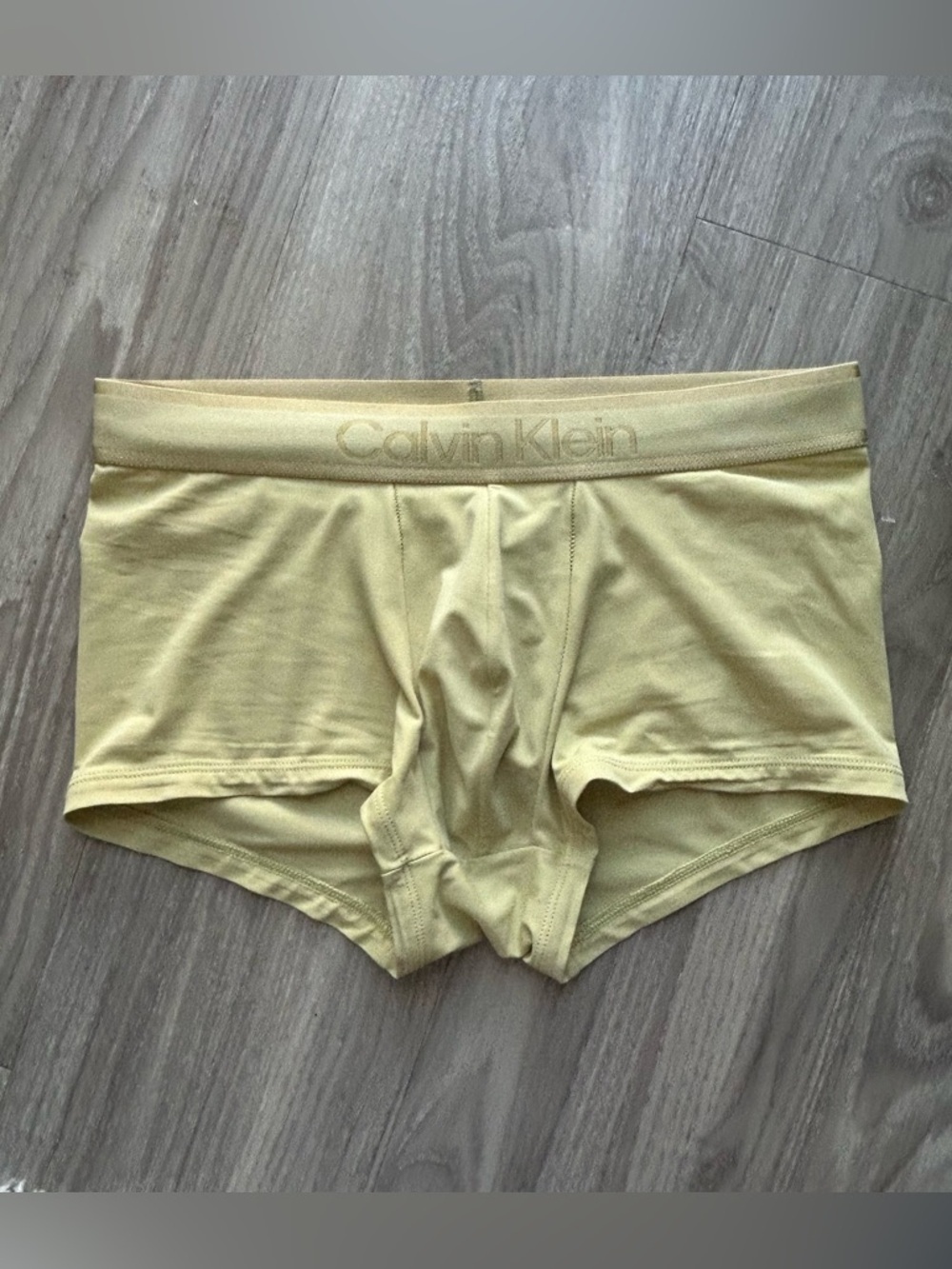 Calvin Klein | Tonal Logo Trunk in Classic Yellow Spring (Small)